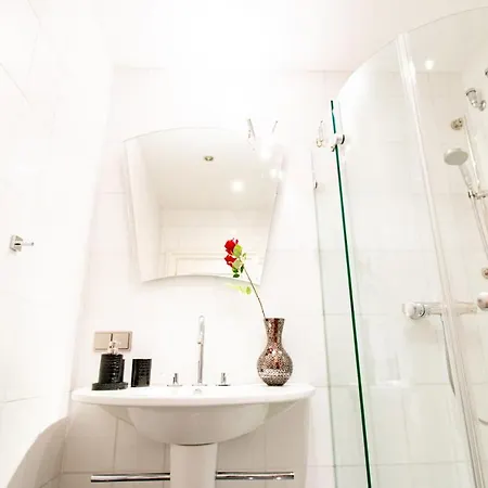 Haus Metropol Whg.14 Mit Meerblick Und Balkon Appartement Binz