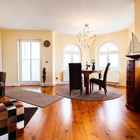 Apartment Haus Metropol Whg.14 Mit Meerblick Und Balkon Binz