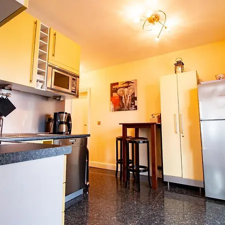 Apartment Haus Metropol Whg.14 Mit Meerblick Und Balkon Binz